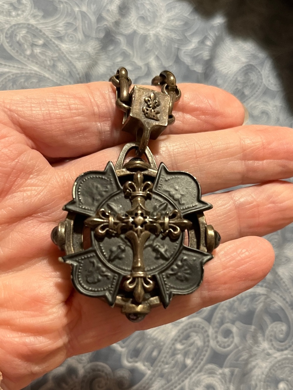 French Kande vintage black medallion silver cross silver necklace HTF style - Picture 2 of 9
